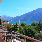 Limone Szálloda