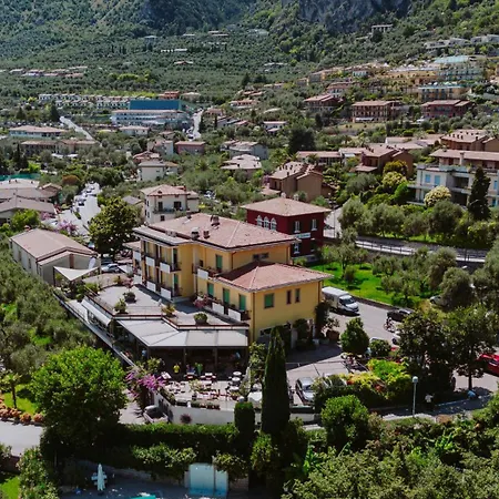 Limone Otel Limone sul Garda