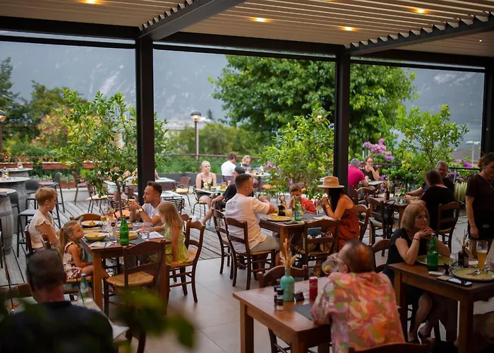 Limone 3* Limone sul Garda