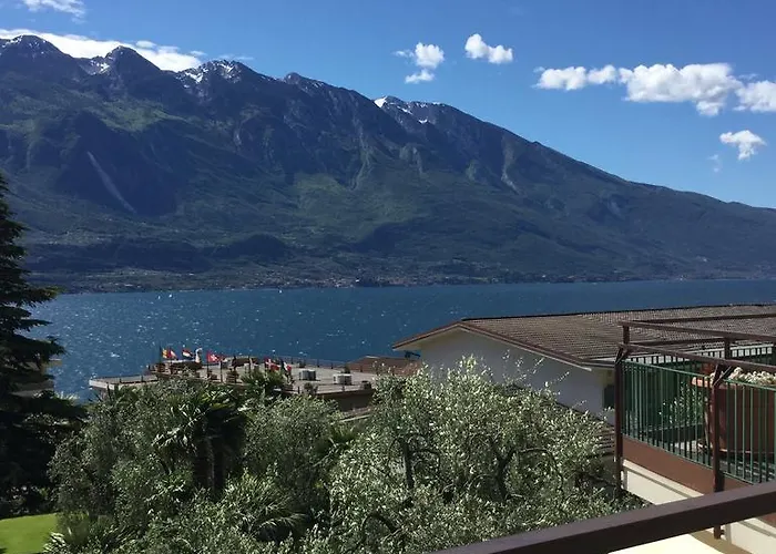Limone Hotel 3*