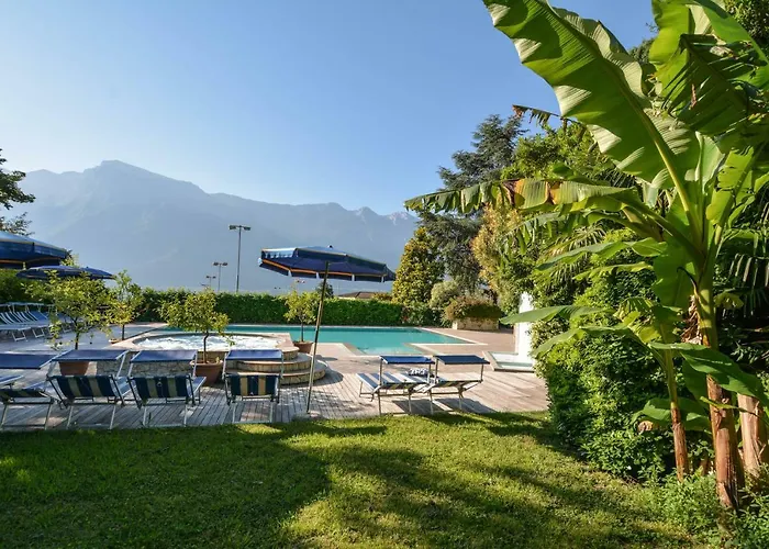 Limone Hotel 3*