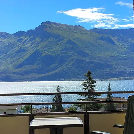 Limone 3* Limone sul Garda