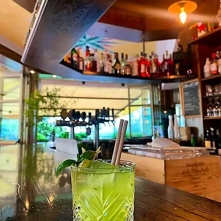 Limone Hotel