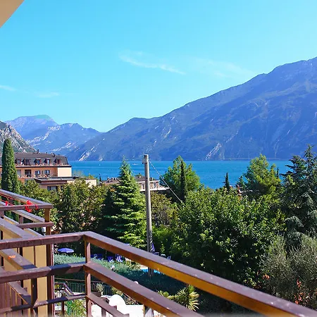 Limone Hotell